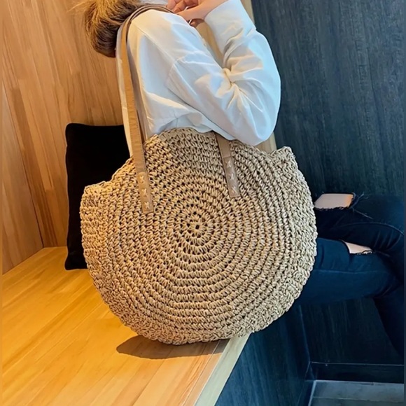 NEW! Round Woven Straw Boho Style Summer Beach Bag Large Capacity Shoulder Bag - Picture 2 of 5